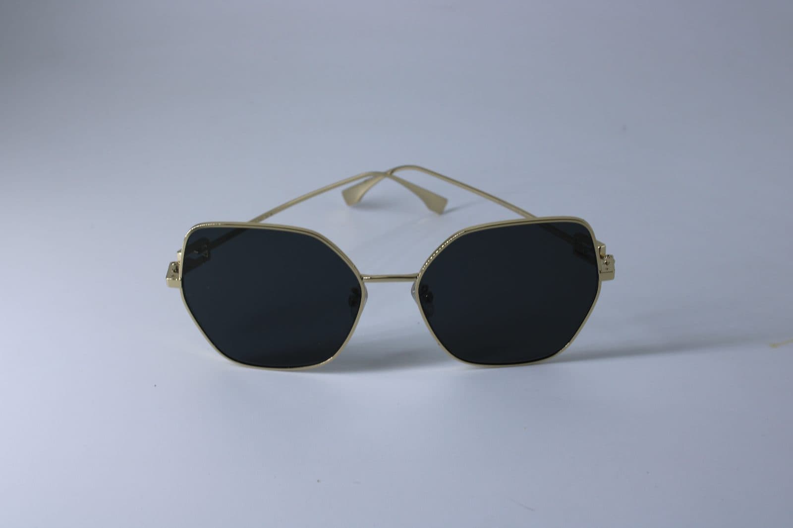 Fendi FE 40033U 10A